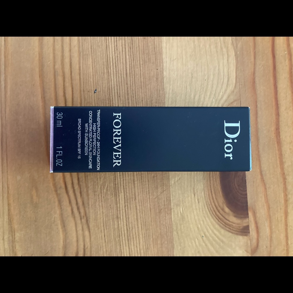 Dior Forever Matte Foundation SPF15